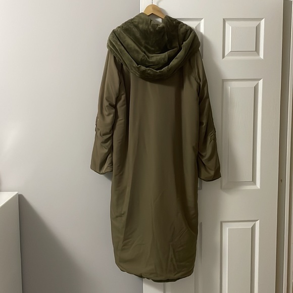 Long coat - Picture 2 of 3